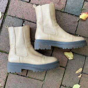 Sam Edelman Laguna Chelsea Boots 8M